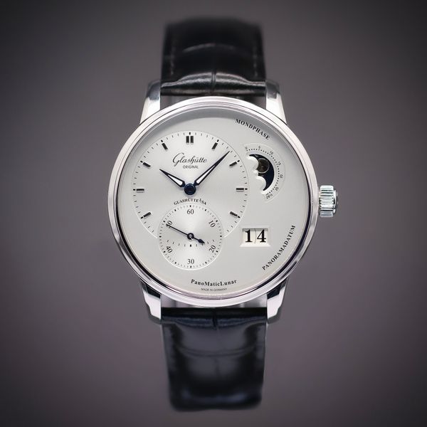 Glashutte Original PanoMaticLunar 1-90-02-42-32-05